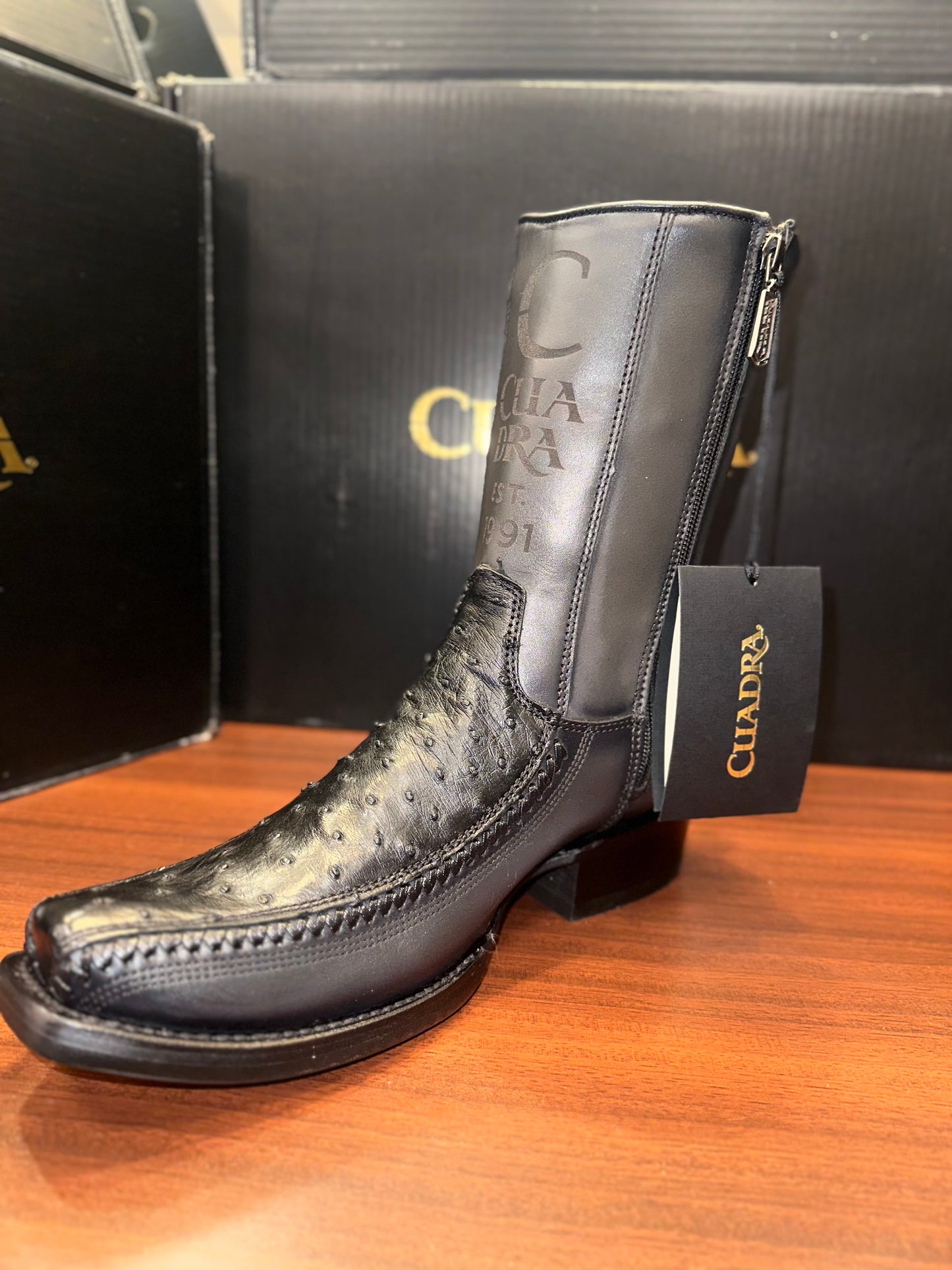 Cuadra Ostrich Laser