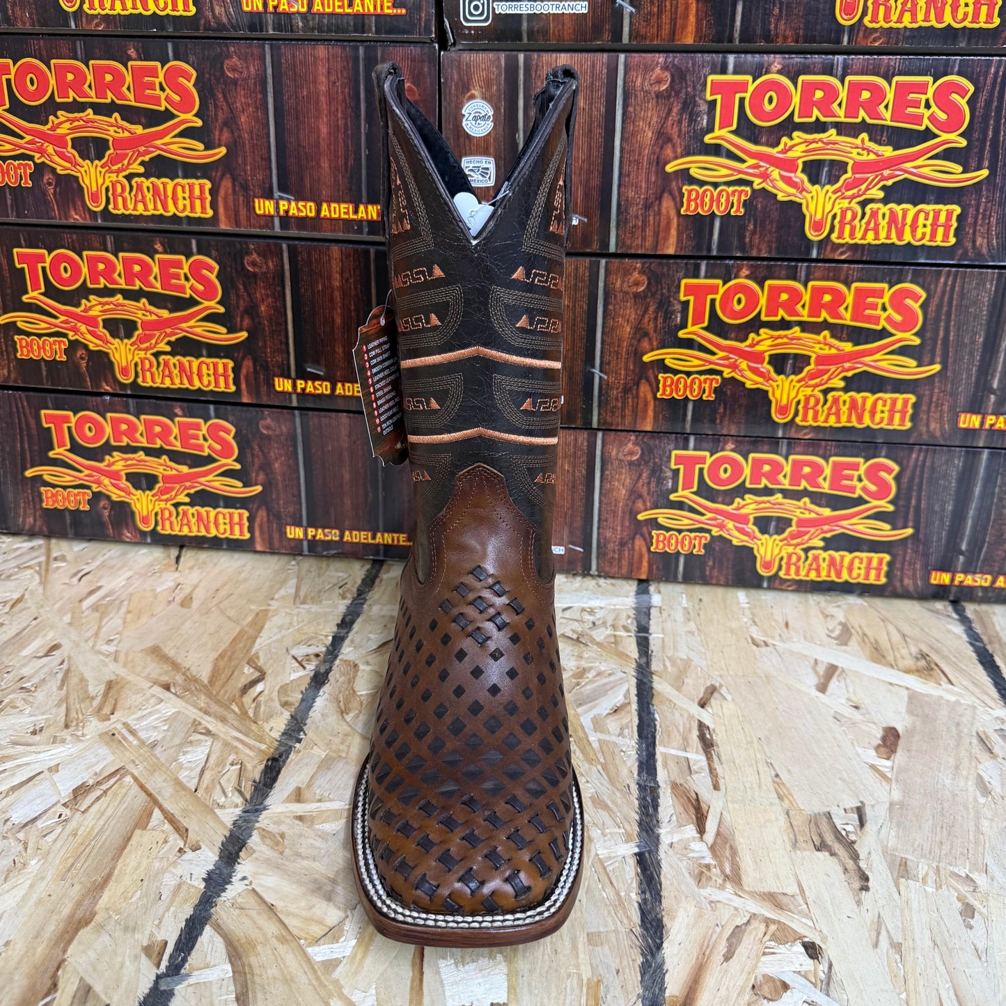 Torres Boots Laser Cafe