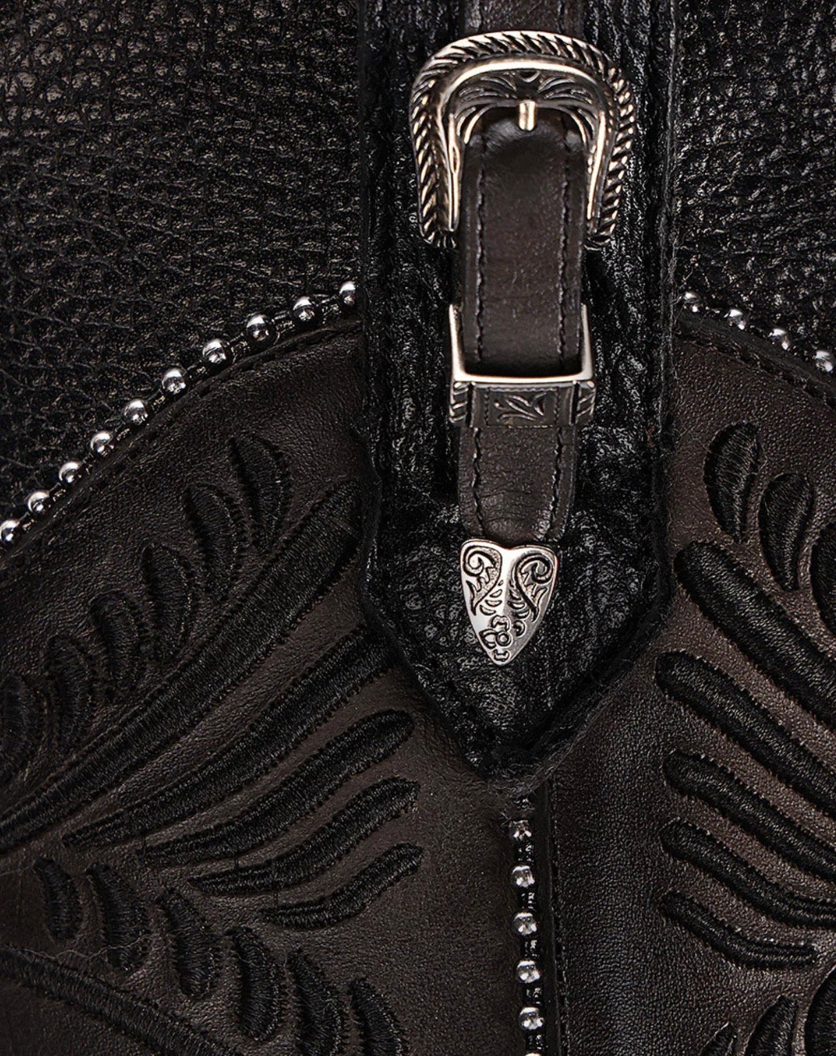 BLACK PYTHON CUADRA CU867