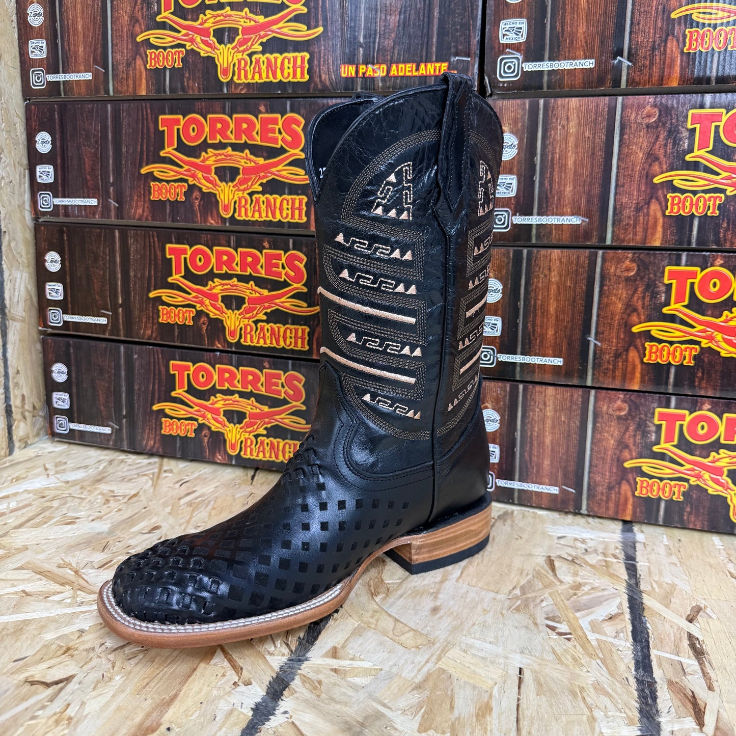 Torres Boots Laser Negro