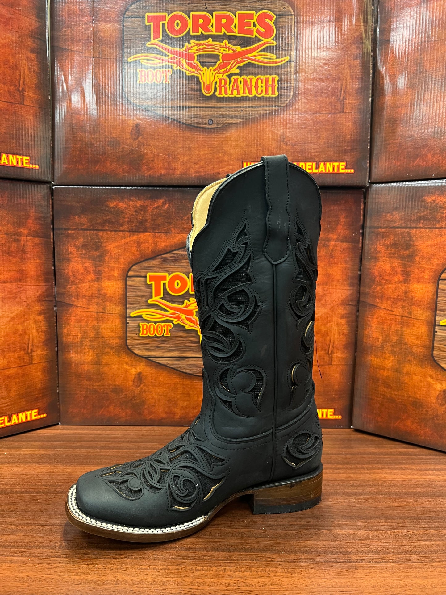 LASER NEGRO TORRES BOOTS