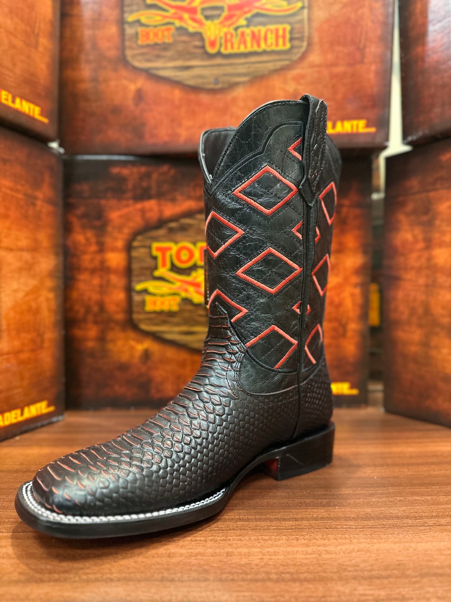 Torres Python Rojo Neon