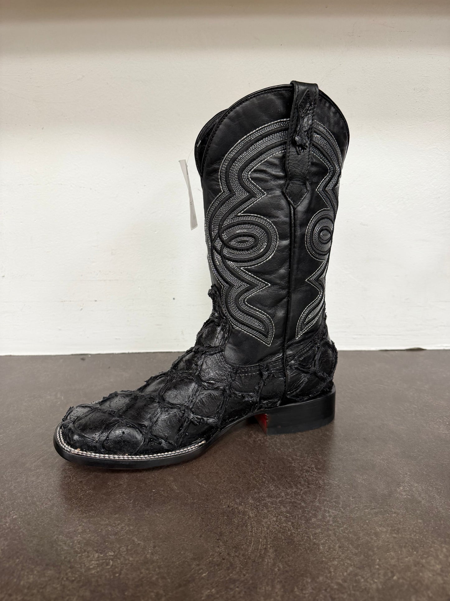 MIDNIGHT EMBER MATTE BLACK PIRARUCU LEATHER BOOT - SQAURE TOW
