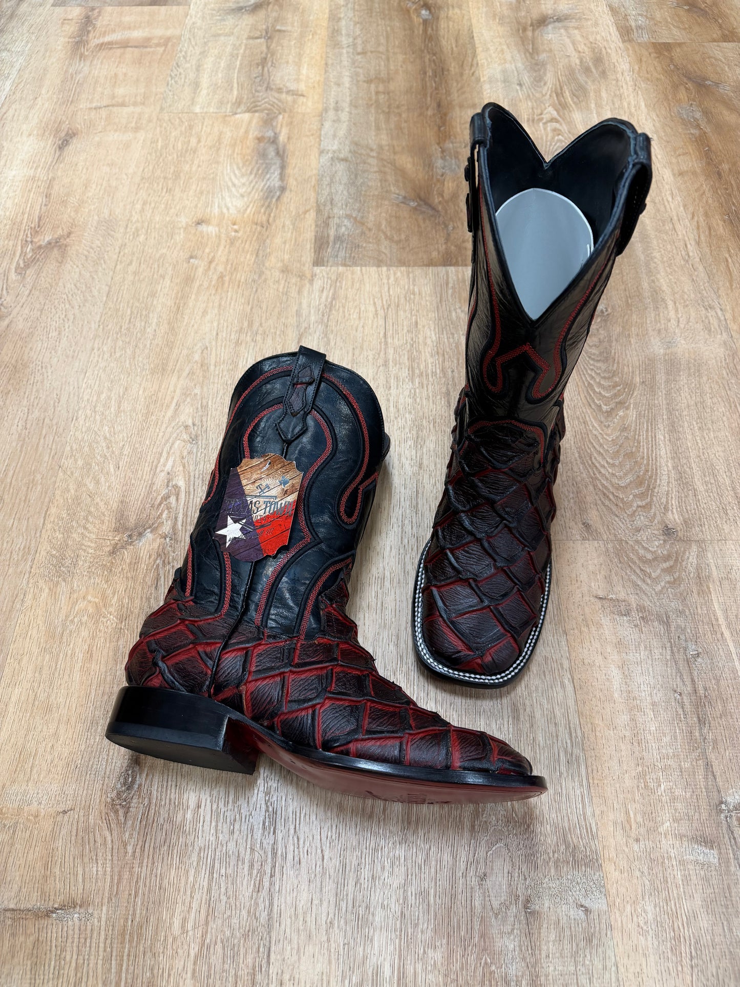 PESCADO BLACK CHERRY TEXAS TOWN BOOT